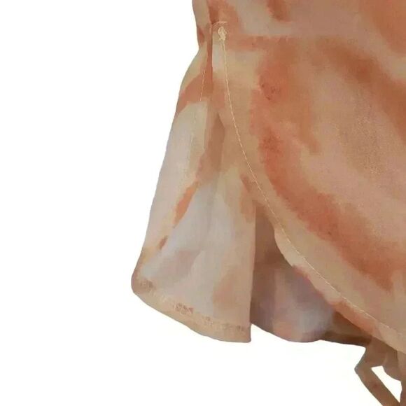 Missguided Women's Tawny Peach Chiffon Washed Poly Leopard Runner Shorts NEW - Picture 3 of 11